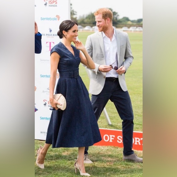 Carolina Herrera Iconic Navy Denim Dress Sz Large Rare ASO Meghan Markle - Picture 5 of 7